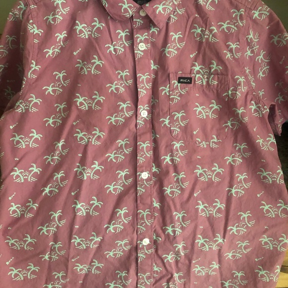 Boys RVCA Easy Palms woven short sleeve button down. - Picture 2 of 3